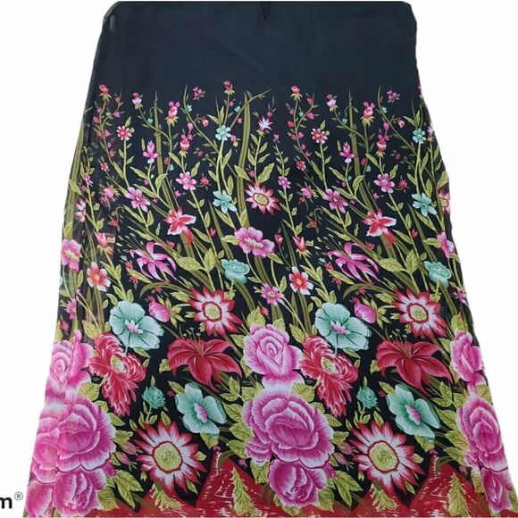 Lola P. Chiffon Shift Colorful Floral C
Black Dress Embellished Neck Pullover XL - Picture 8 of 16